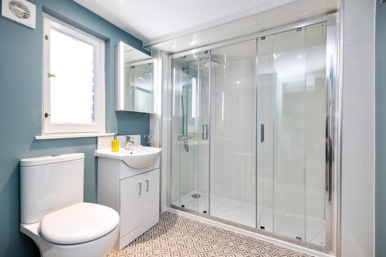 2 Bedroom Apartment On Peebles High Street Εξωτερικό φωτογραφία